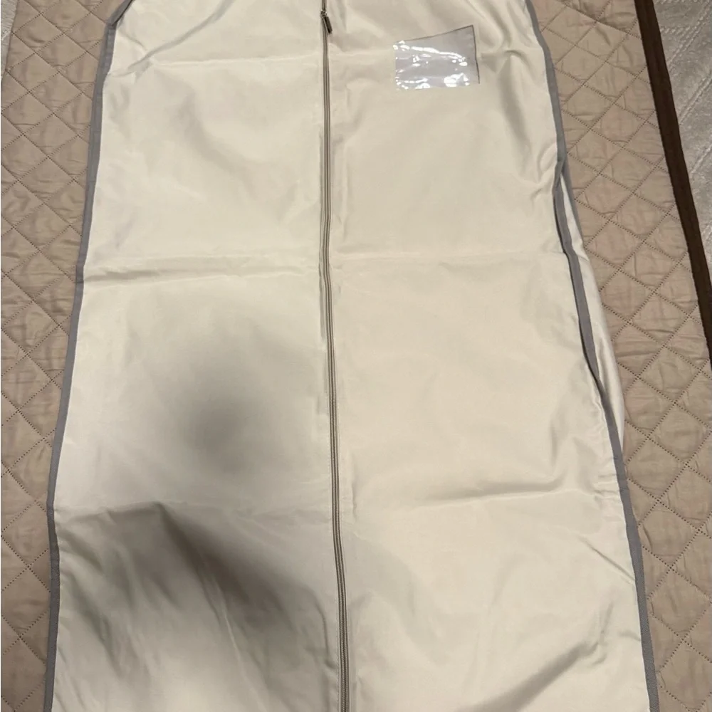 Brioni Cream and Gray Garment Bag A
